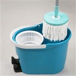 Whirly mop